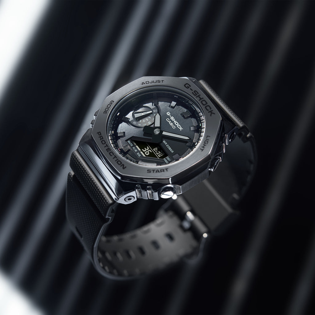 Casio G-Shock GM-2100BB-1ADR 運動防水手錶